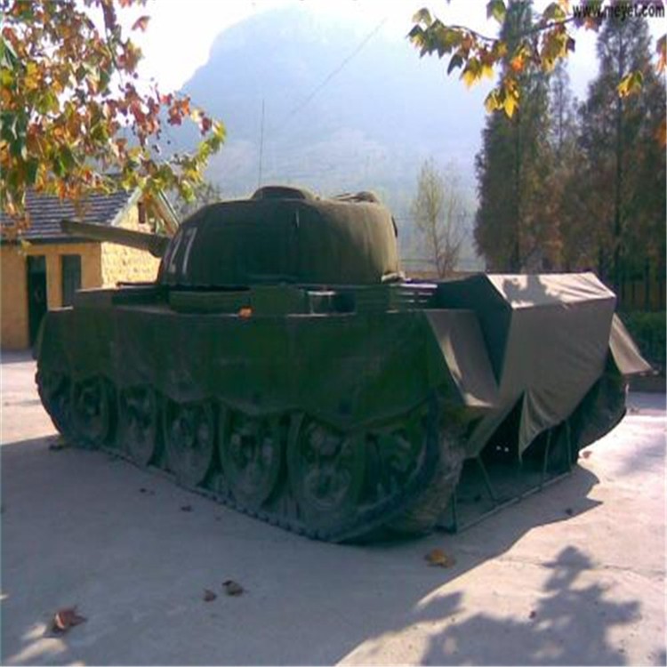 新罗大型充气坦克